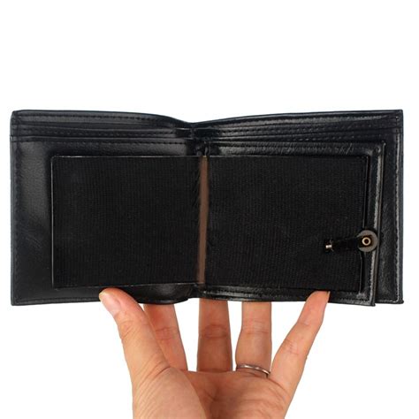 The Power of Simplicity: Embrace the Magic Gire Wallet